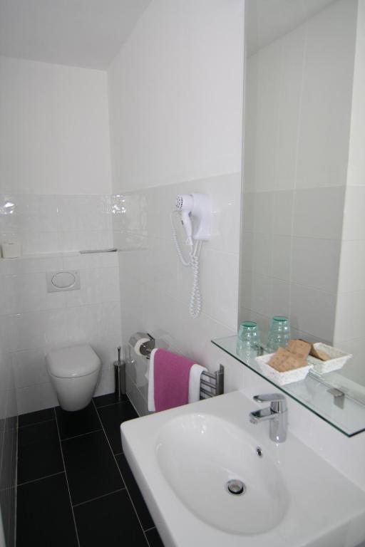 Hotel Heddernheimer Hof Frankfurt am Main Kamer foto